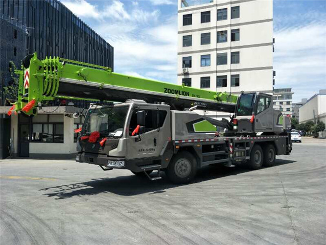 桃江县跨街广告牌的高空安装注意事项